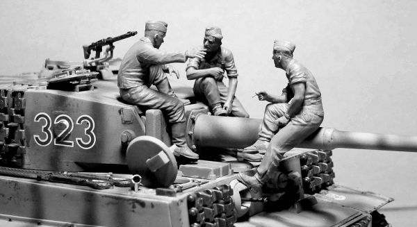 German Tank men WWII – Image 4